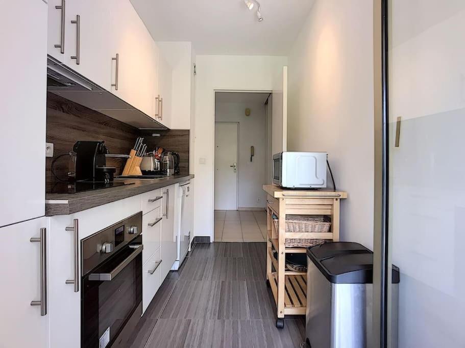 Rabiac - Charming 1 Bedroom With Private Garden Антиб Экстерьер фото